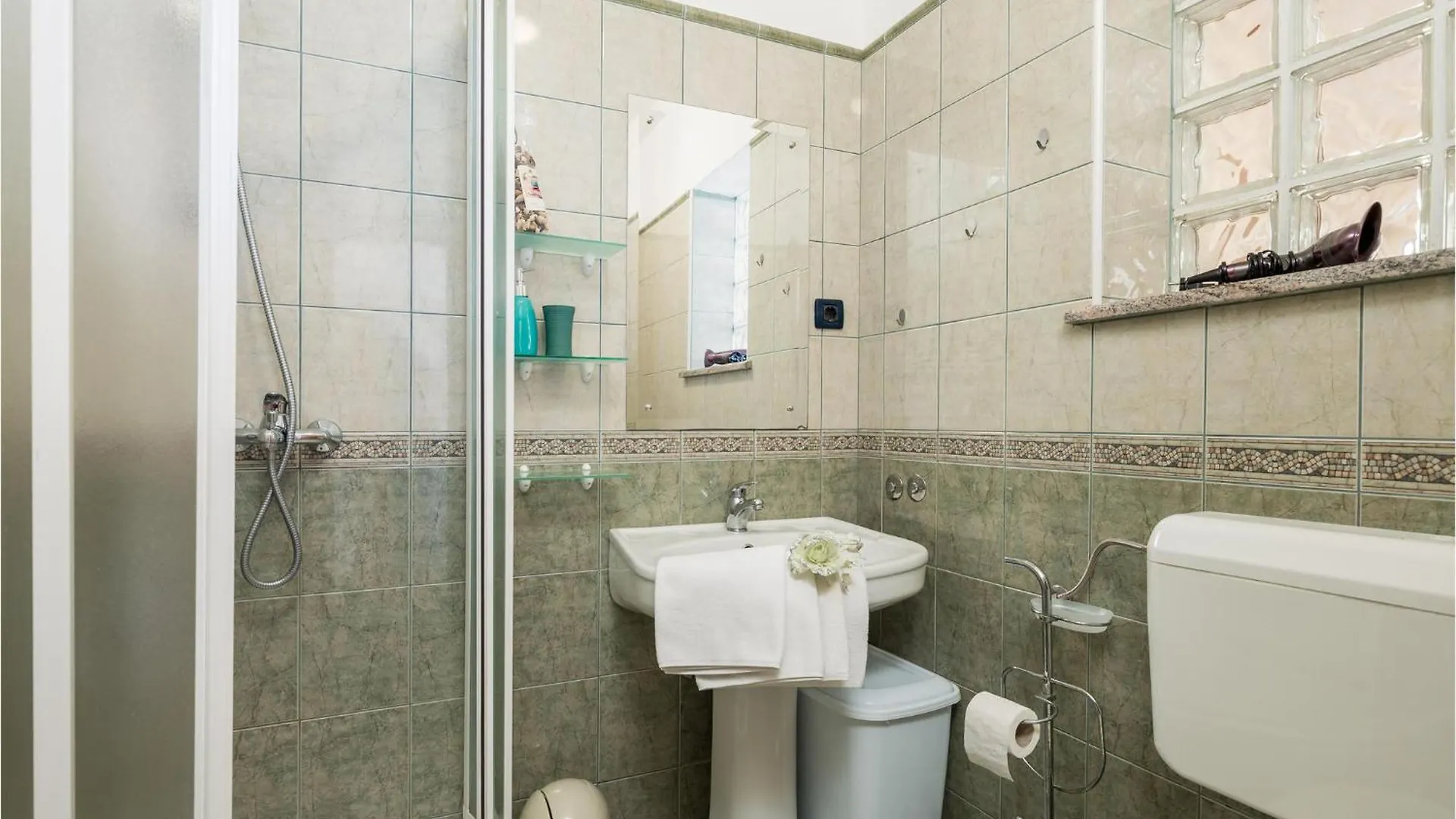 別荘 Awesome Home In Smrika With Outdoor Swimming Pool